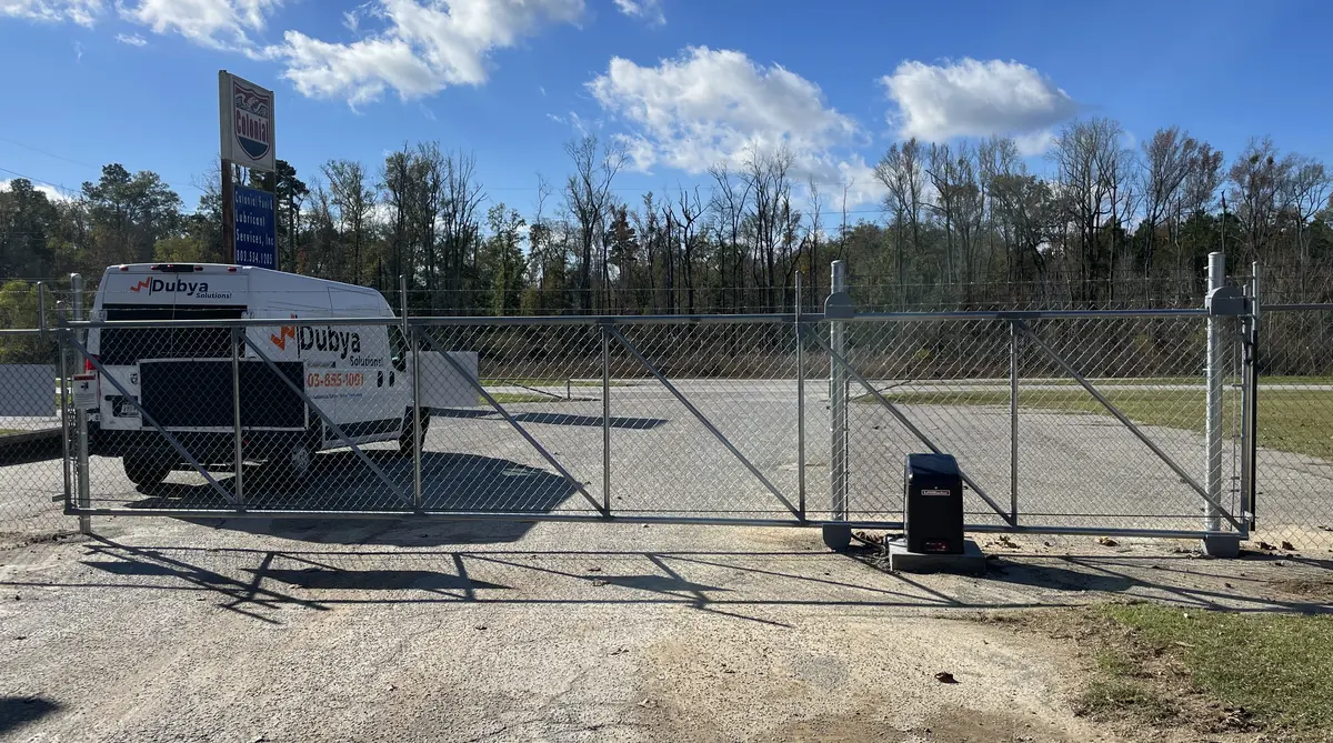 Licensed fence contractor in Orangeburg SC - Dubya LLC commercial chain link with service trailer