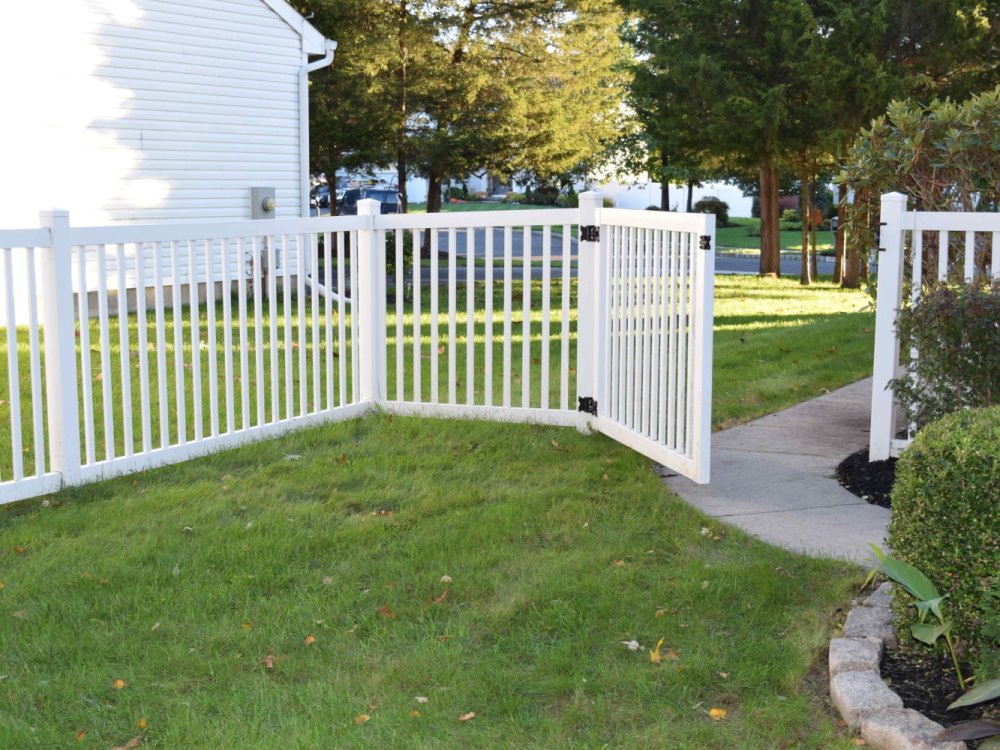 Vinyl Fence Project | Rowesville SC Fence Company