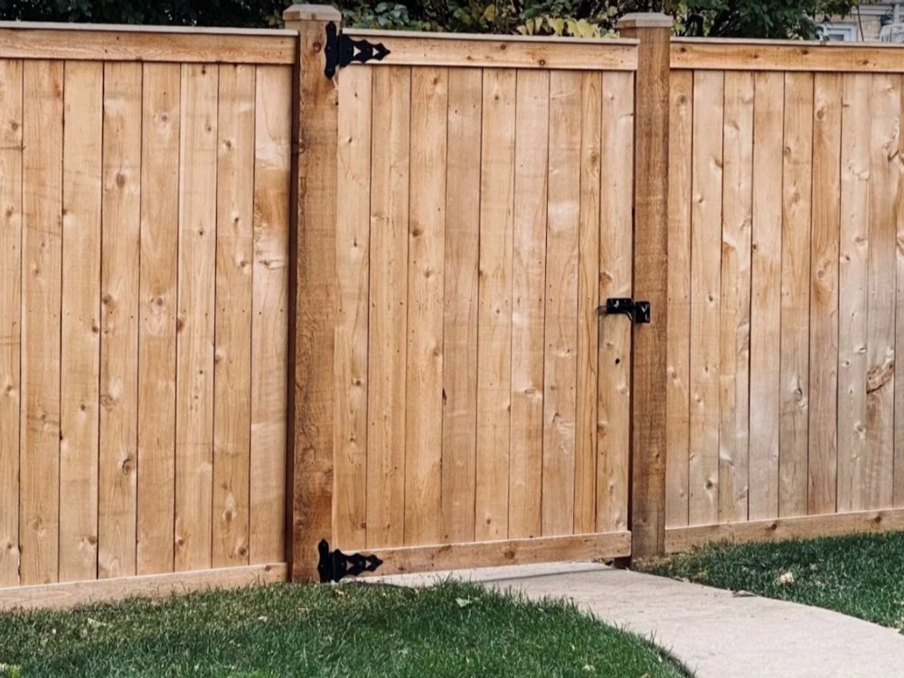 Wood Fence Project | Rowesville SC Fence Company